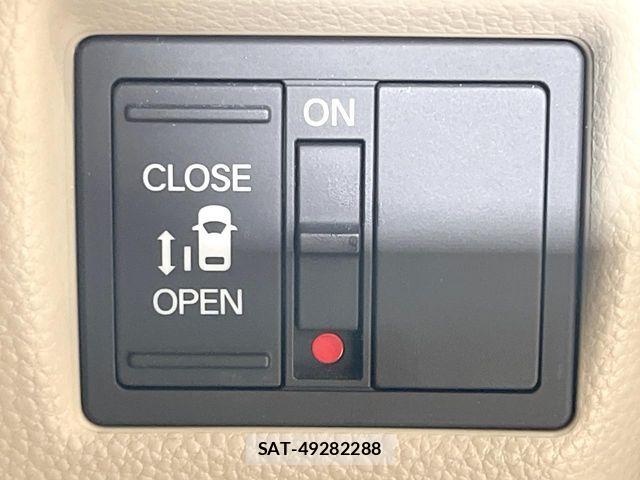 Honda N BOX 2019-04 7618483-4