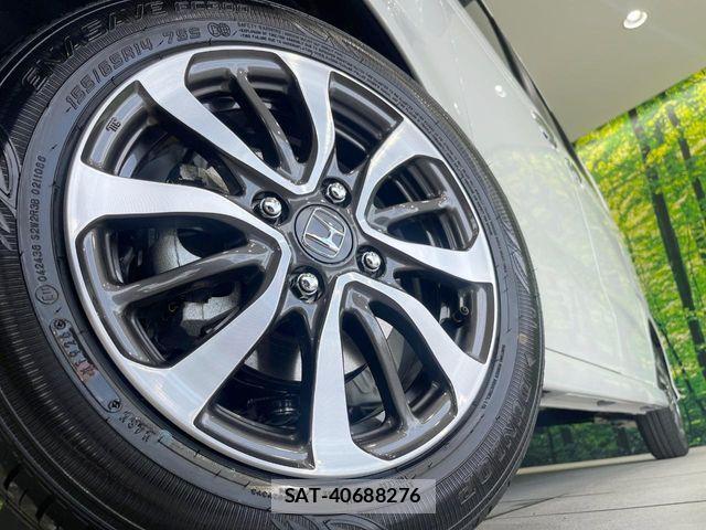 Honda N BOX 2026-06 7618416-12