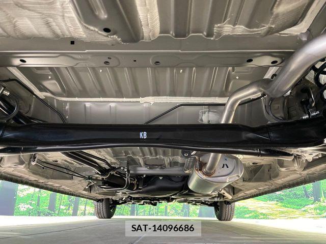 Honda N BOX 2026-06 7618432-18