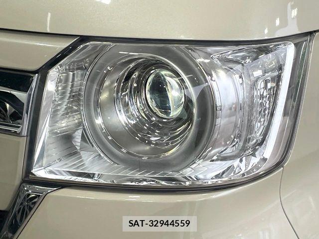 Honda N BOX 2023-09 7618410-11