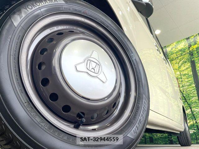 Honda N BOX 2023-09 7618410-12