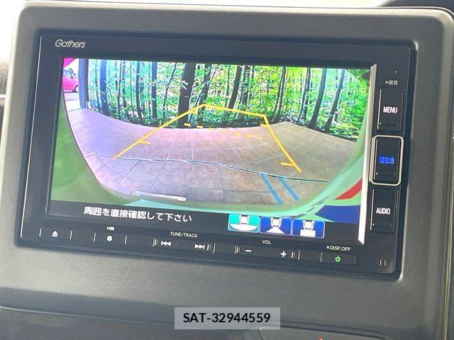 Honda N BOX 2023-09 7618410-5