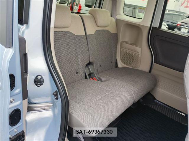 Honda N BOX 2019-03 7618502-16