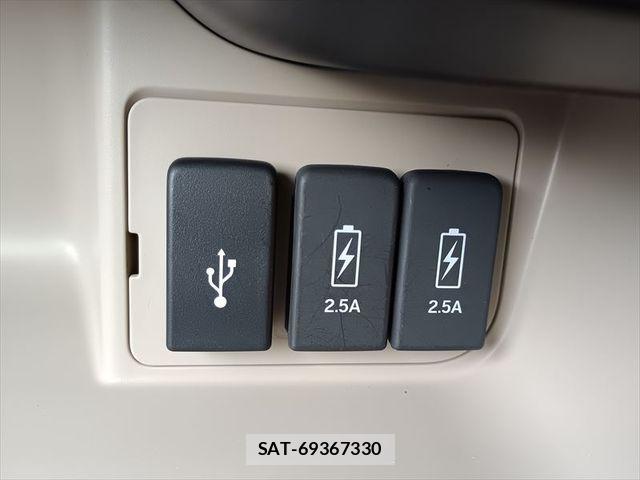 Honda N BOX 2019-03 7618502-20