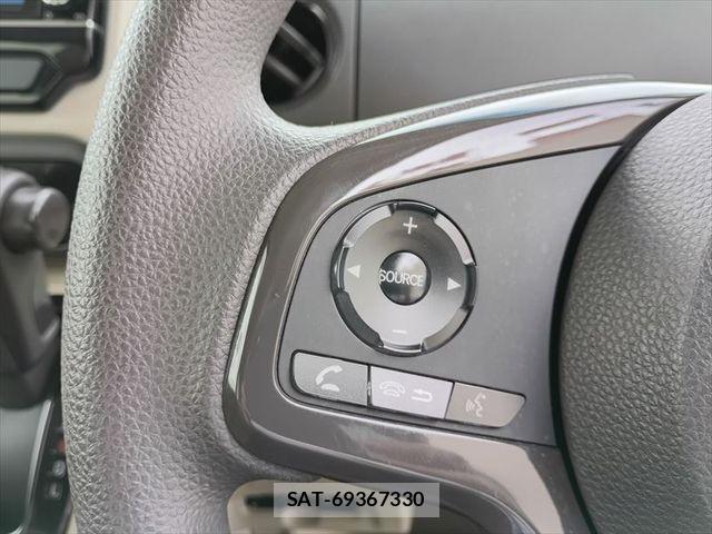 Honda N BOX 2019-03 7618502-25