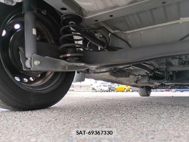 Honda N BOX 2019-03 7618502-6