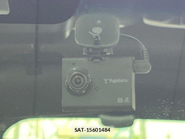 Honda N BOX 2021-05 7618434-6