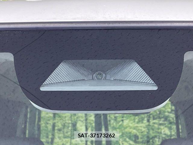 Honda N BOX 2025-10 7618415-6