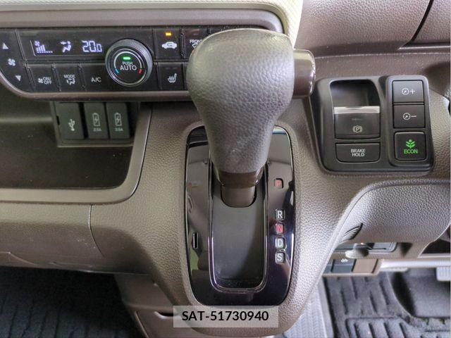 Honda N BOX 2022-09 7618487-11