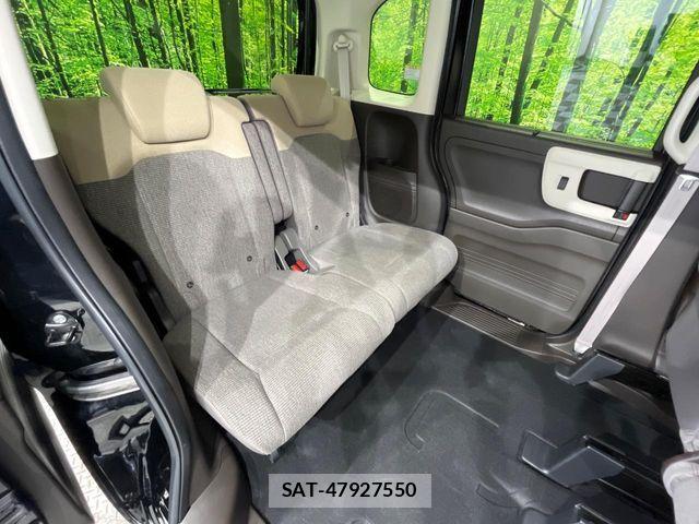 Honda N BOX 2022-03 7618474-9