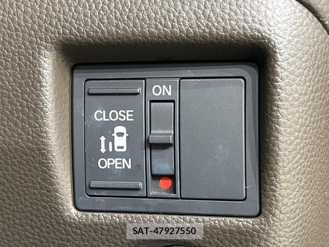 Honda N BOX 2022-03 7618474-4