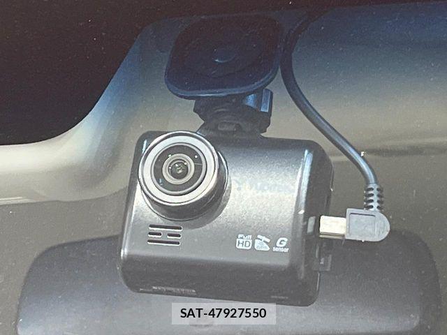 Honda N BOX 2022-03 7618474-7