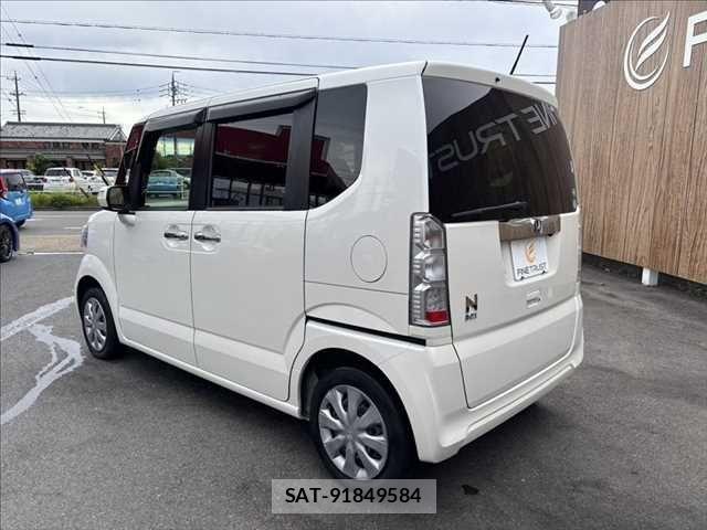 Honda N BOX 2017-08 7618492-19