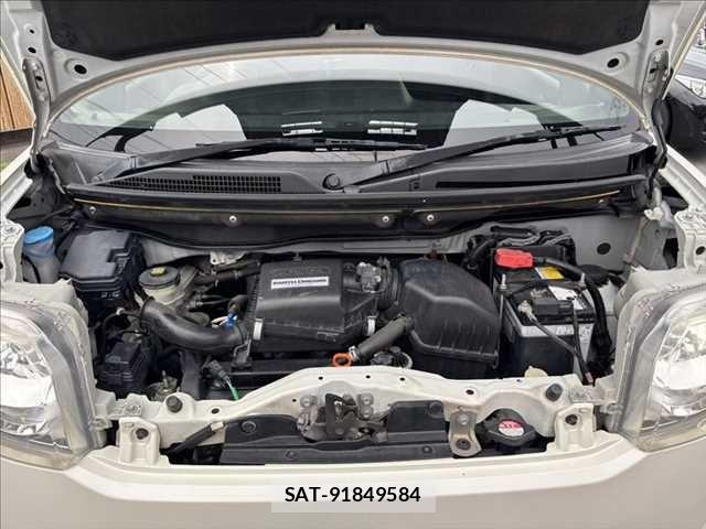 Honda N BOX 2017-08 7618492-29