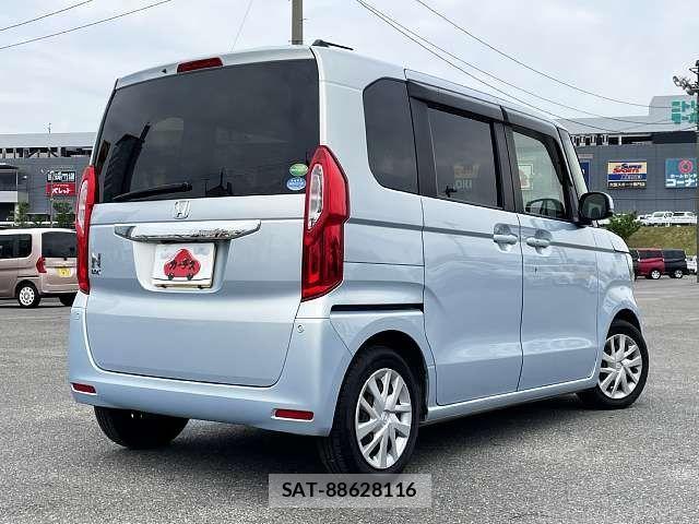Honda N BOX 2018-03 7618473-2