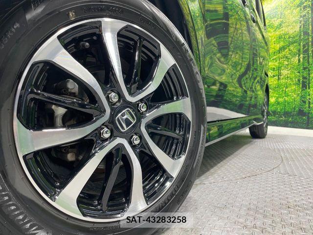Honda N BOX 2019-05 7618466-13