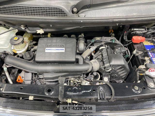Honda N BOX 2019-05 7618466-18