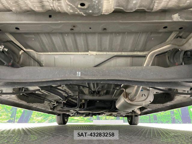 Honda N BOX 2019-05 7618466-19