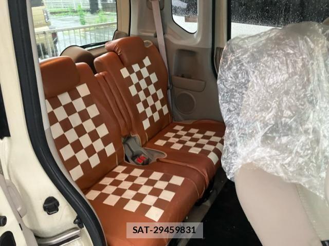 Honda N BOX 2013-07 7618544-18