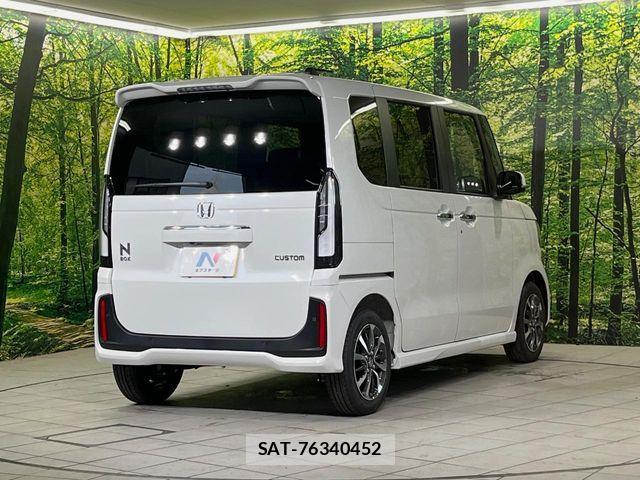 Honda N BOX 2026-06 7618418-16