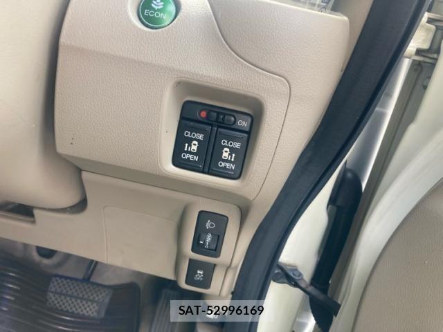 Honda N BOX 2011-12 7618539-13