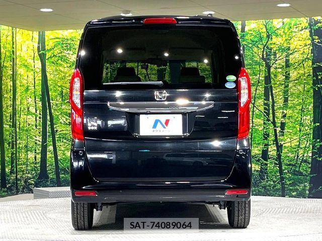 Honda N BOX 2018-02 7618478-14