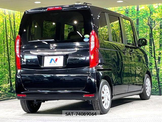 Honda N BOX 2018-02 7618478-16