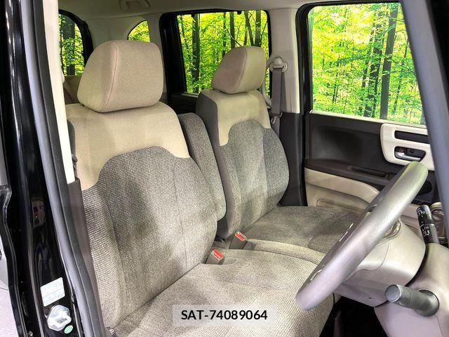 Honda N BOX 2018-02 7618478-7