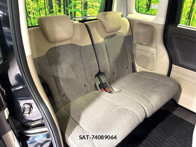 Honda N BOX 2018-02 7618478-8