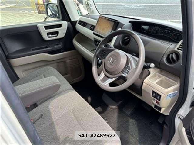 Honda N BOX 2019-05 7618461-9