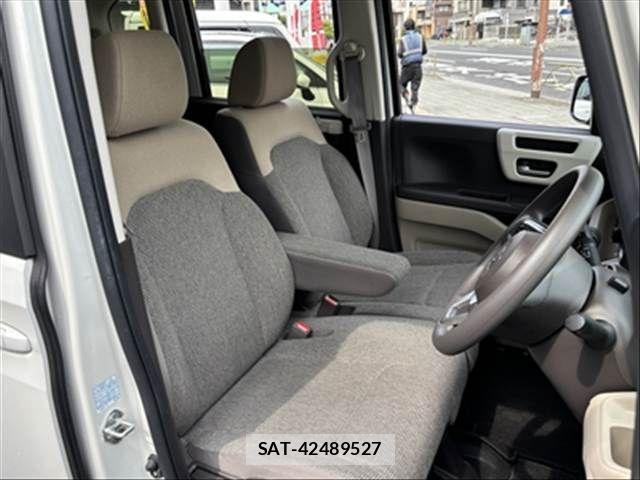 Honda N BOX 2019-05 7618461-10
