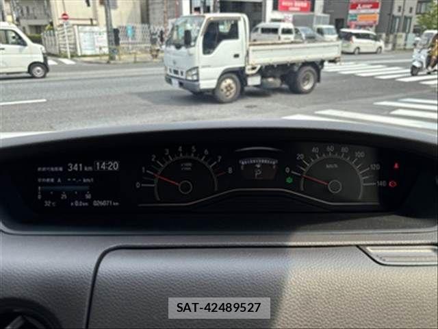 Honda N BOX 2019-05 7618461-24