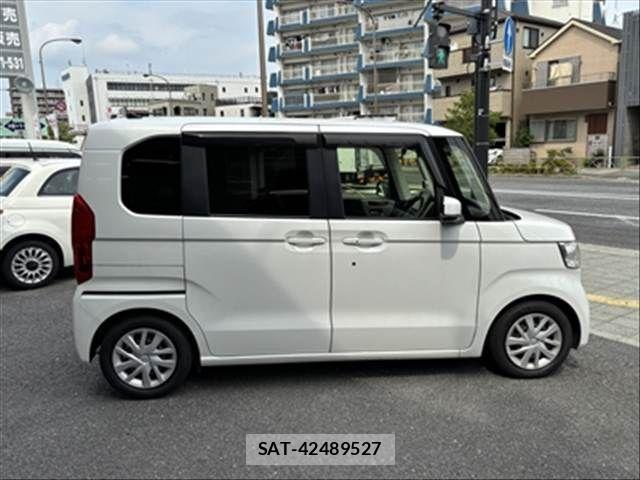 Honda N BOX 2019-05 7618461-5