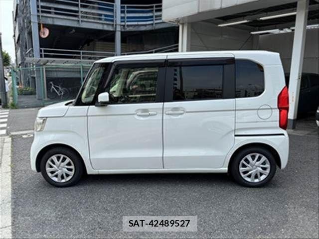 Honda N BOX 2019-05 7618461-8