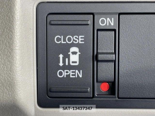 Honda N BOX 2026-06 7618428-4