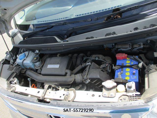 Honda N BOX 2019-06 7618501-9