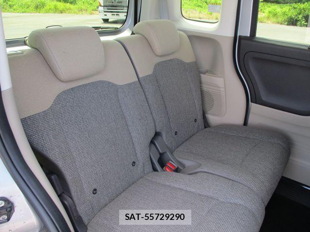 Honda N BOX 2019-06 7618501-16