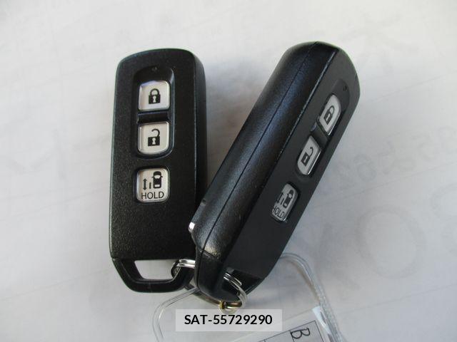Honda N BOX 2019-06 7618501-27