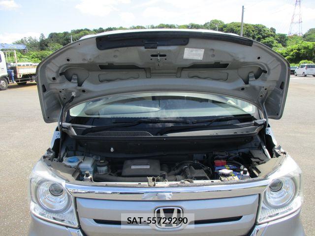 Honda N BOX 2019-06 7618501-8