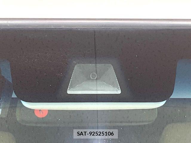 Honda N BOX 2023-07 7618450-2