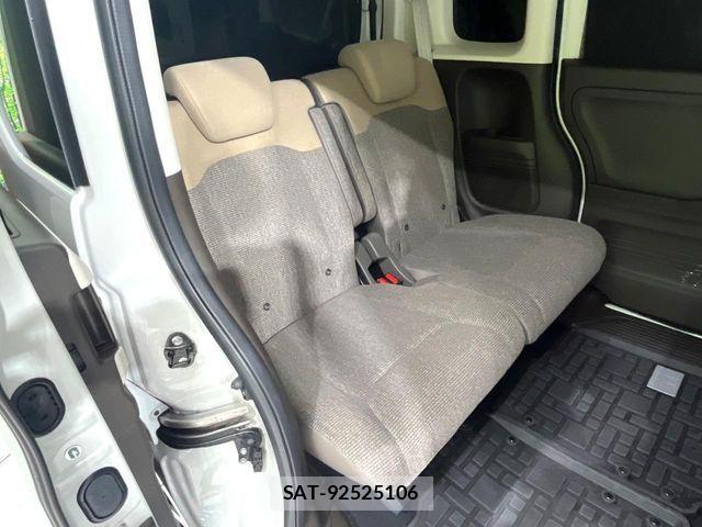 Honda N BOX 2023-07 7618450-8