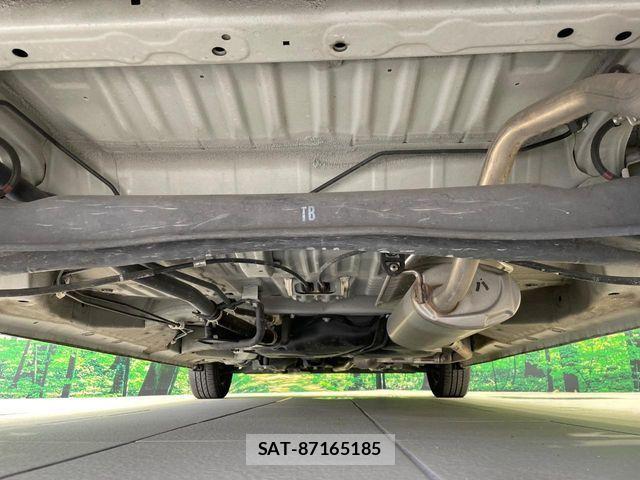 Honda N BOX 2017-12 7618479-18