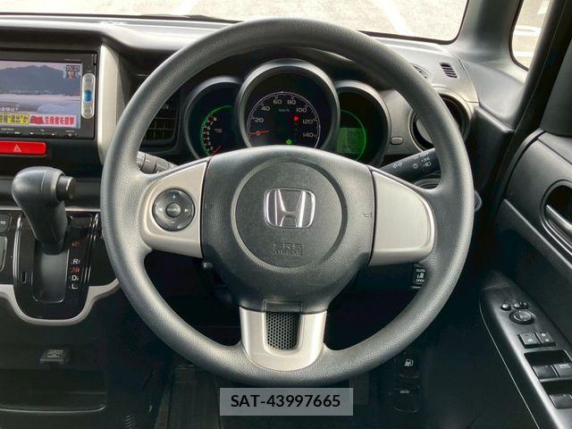 Honda N BOX 2014-09 7618523-16