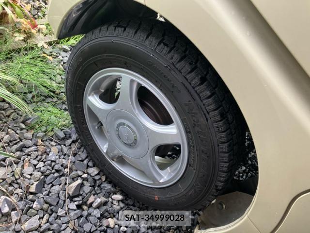 Honda N BOX 2013-02 7618525-6