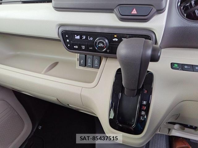 Honda N BOX 2018-01 7618472-16