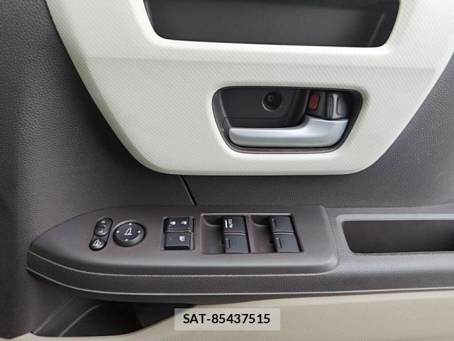 Honda N BOX 2018-01 7618472-18