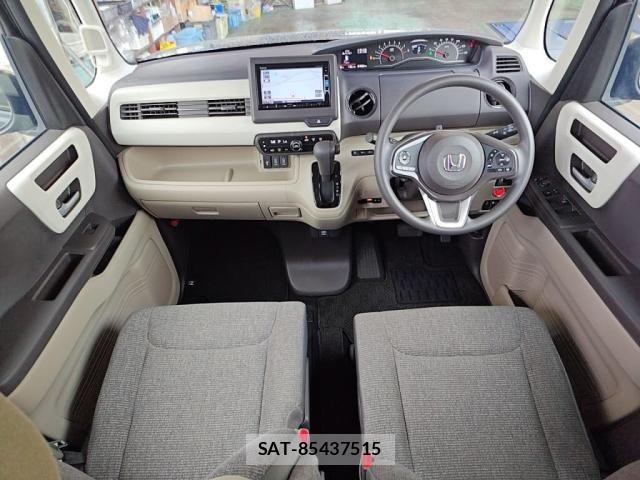 Honda N BOX 2018-01 7618472-2