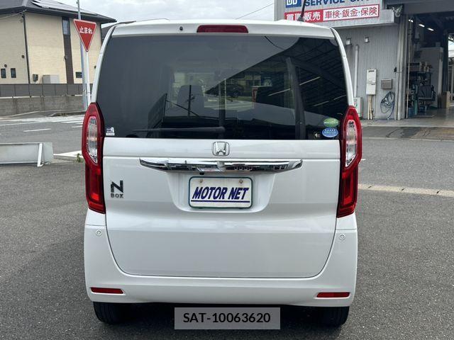 Honda N BOX 2020-05 7618494-18