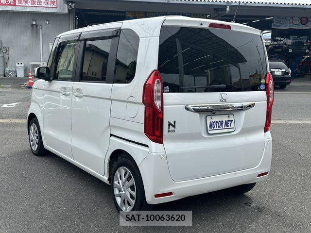 Honda N BOX 2020-05 7618494-19
