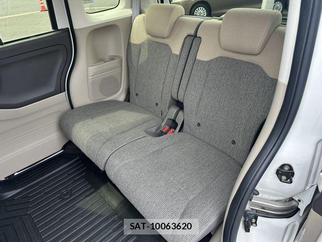 Honda N BOX 2020-05 7618494-4